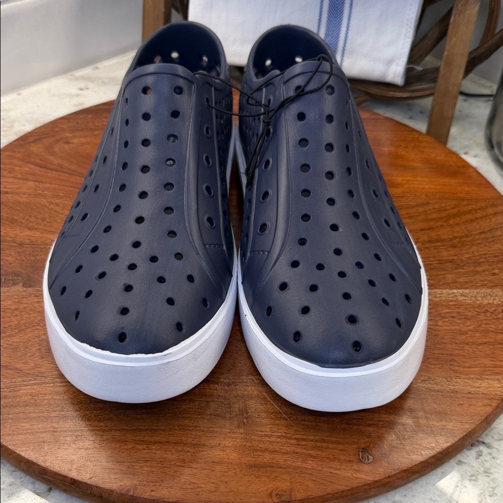 London Fog Bately slip-on casual sneakers